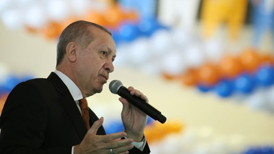 "Ey Bay Kemal, yiğitsen açıkla bakalım"