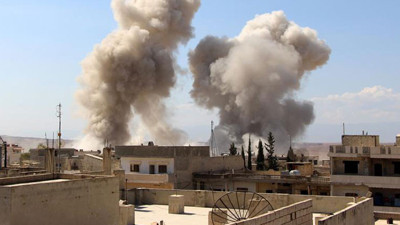 İdlib'e hava saldırısında 7 sivil öldü