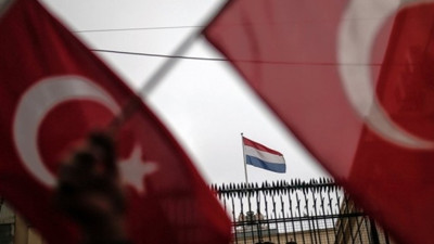 Hollanda, Türkiye'deki büyükelçisini geri çekti