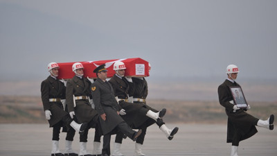 Şehit düşen 5 asker için tören düzenlendi