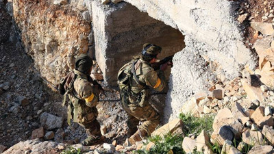 Afrin'de teröristlerin eğitim alanı ele geçirildi