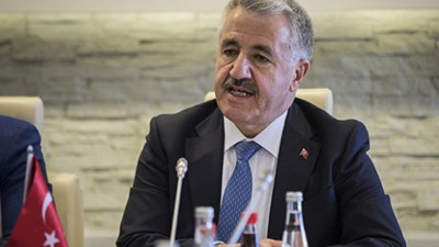 Araslan: Sansür değil, yasal düzenleme