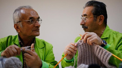 Kazak ören erkekler alzaymıra meydan okuyor