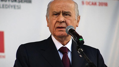 Bahçeli il ve ilçe başkanlarını topluyor