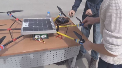 Liseli mucitlerden rüzgar ve güneş enerjili drone