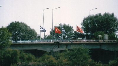 Sınırı geçen 2 Yunan askeri tutuklandı