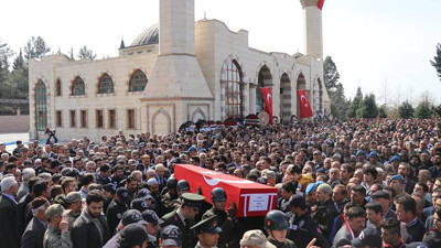 Afrin şehitlerine veda