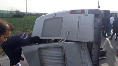 Arnavutköy'de öğrenci servisi kaza yaptı : 1 öğrenci öldü