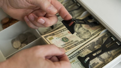 Carry trade zararı kuru yükseltti