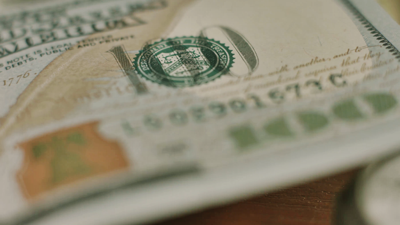 Dolar 3,89'u zorladı