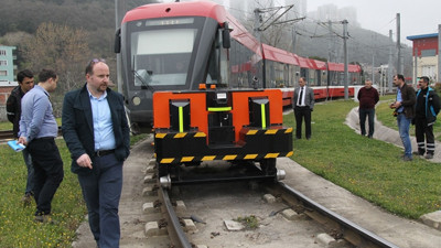 Türk mühendisler tramvaylar için 'uzaktan kumandalı çekici' üretti
