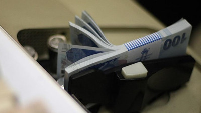 TL bugün en çok değerlenen para oldu