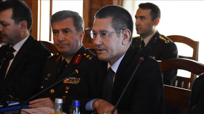 Canikli: Fransa'nın atacağı askeri adım işgal olur