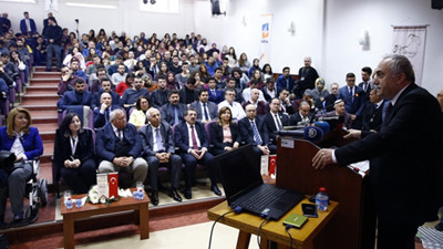 Fakıbaba öğrencilerle bir araya geldi