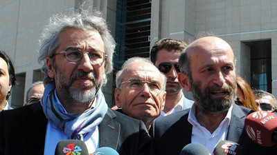Yargıtay, mahkemenin Dündar ve Gül kararını bozdu