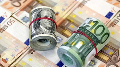 Bakan Zeybekci'den dolar değerlendirmesi