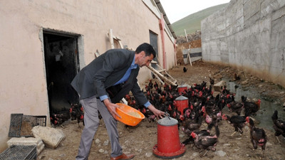 Devlet desteği ile kurduğu çiftlikte siparişlere yetişemiyor