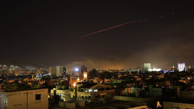 ABD, Suriye'yi havadan vurdu