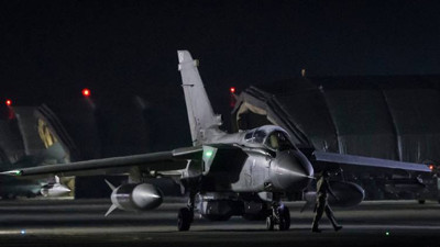 İngiltere harekata 4 uçakla katıldı