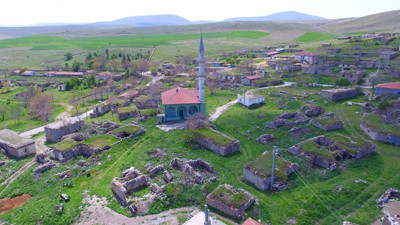 Tek haneli köyün son sakinleri