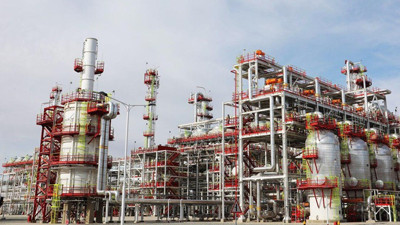 Rus Lukoil şirketi Özbekistan'da gaz işleme tesisi açtı