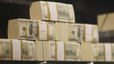 Dolar yeni haftaya yatay başladı