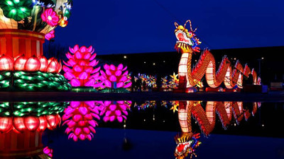 'Dragon Işıkları' ABD'yi aydınlattı