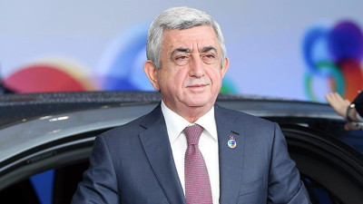 Ermenistan Başbakanı istifa etti