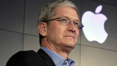 Trump, Apple CEO'su Cook ile ticareti görüştü