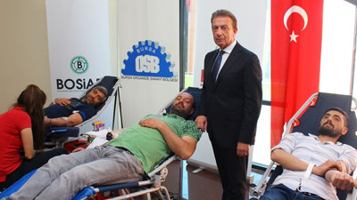 Bursa iş dünyası, Kızılay’a kan bağışıyla destek oldu