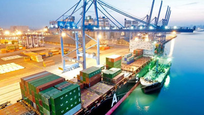 Ortadoğu ve Körfez ülkeleriyle ticaret hız kesmedi