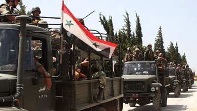 Suriye ordusu, Fırat'ın doğusunda YPG'nin elinden bazı köyleri geri aldı