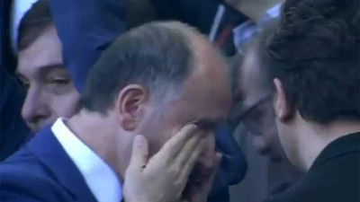 Usta, gözyaşlarıyla veda etti