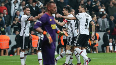 Eksik Beşiktaş, Göztepe'yi farklı yendi