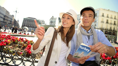 "Bu yıl 14 milyon yabancı turisti geçebiliriz"