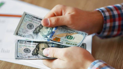 Dolar yukarı hareketlendi