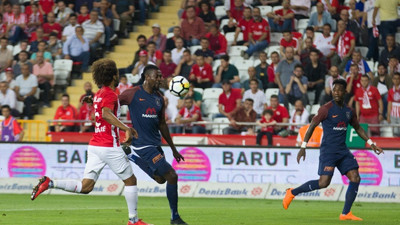 Başakşehir'in zirve inadı sürüyor