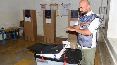 Irak'ta oy  verme işlemi sona erdi