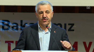 “PTT dünya markası olma yolunda ilerliyor”