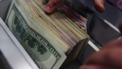 Dolar 4.46'yı, euro 5.30'u aştı
