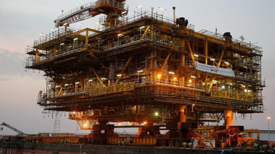 Total, İran'daki 4,2 milyar euroluk doğalgaz projesini bitiriyor