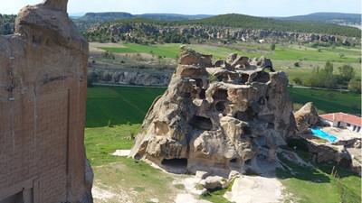 Frig Yolu'nda doğa ve tarihle iç içe yolculuk
