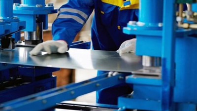 Euro Bölgesi'nde imalat PMI 13 ayın düşüğünde