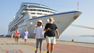 Kuşadası'nda kruvaziyer turizmi hareketleniyor