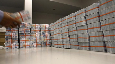 Borç stoku 921,1 milyara indi