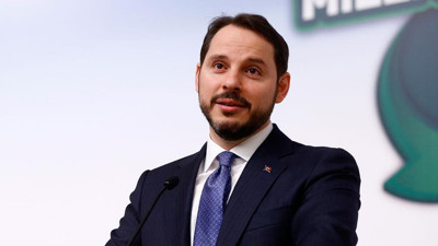 Albayrak: Türkiye'nin sakalını kesmeye çalışıyorlar