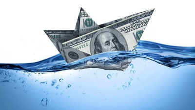 Dalgalı kur rejimi sürecek