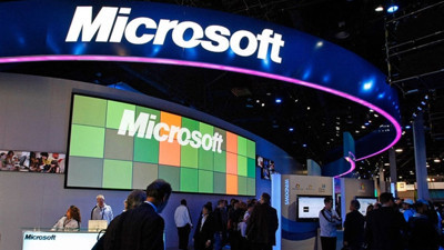 Microsoft, Google'ı solladı