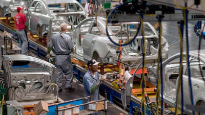 'Otomotiv endüstrisinin geleceği hibrit araçlarda'