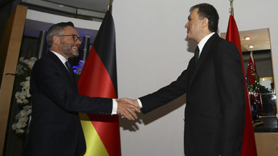 AB Bakanı Çelik, Alman Bakan Roth ile bir araya geldi